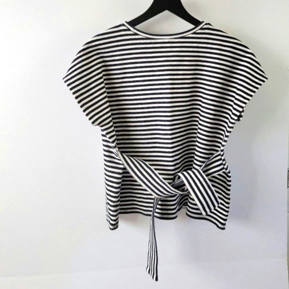 Express Waist Tie Striped Cap Short Sleeves Crew Neck Women's Blouse Size M - Picture 4 of 6